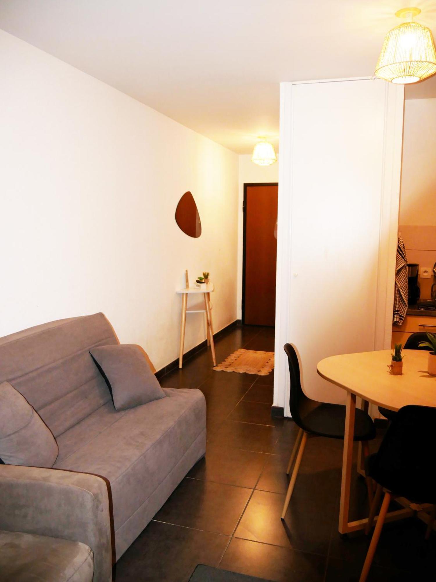 Apartment Capstay Avec Grande Terrasse Proche Aeroport Bastia - Lucciana - Centre *