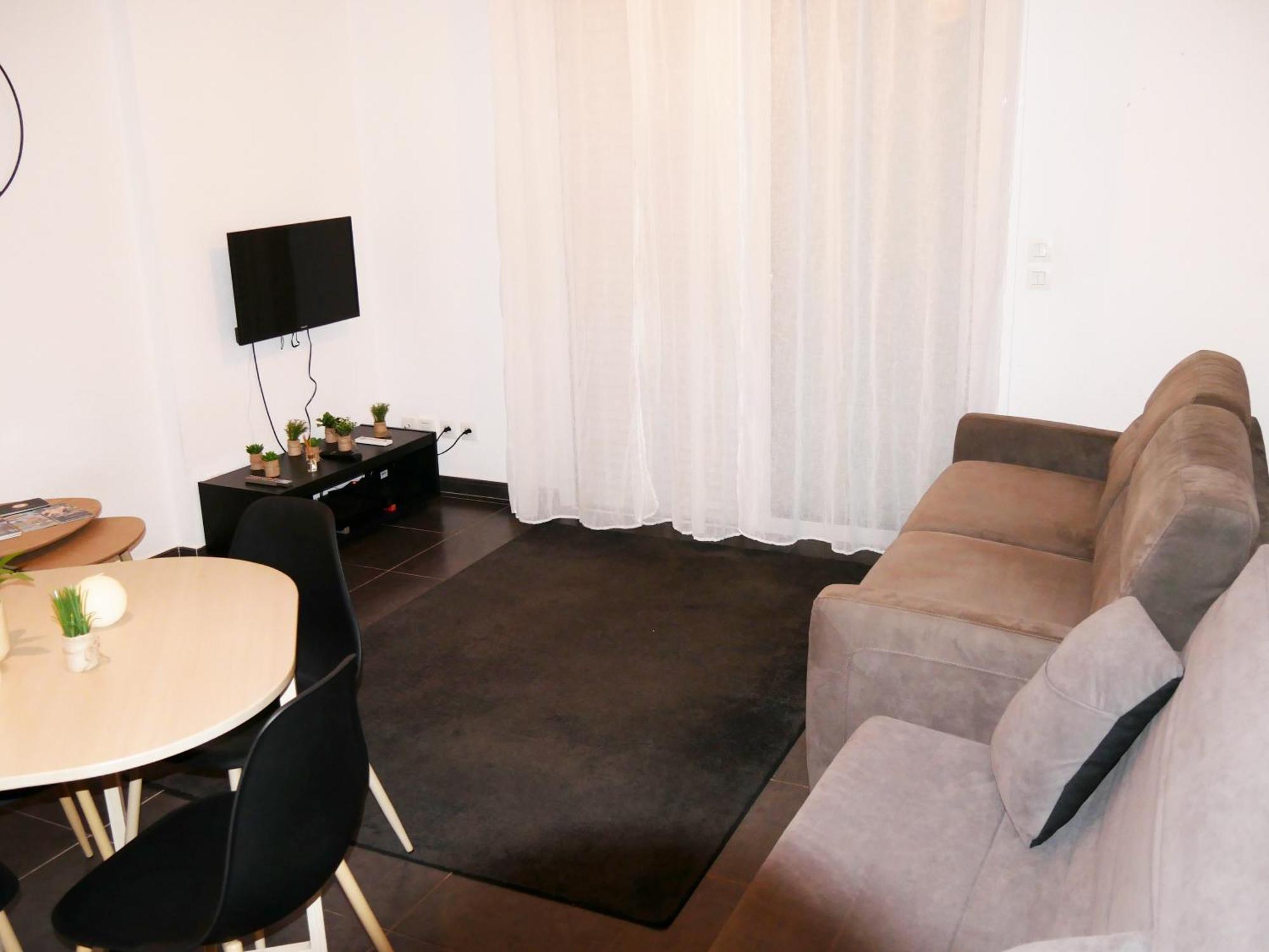 Capstay Avec Grande Terrasse Proche Aeroport Bastia - Lucciana - Centre Lucciana (Corsica)